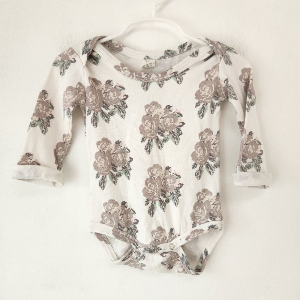 Kate Quinn Floral Long Sleeve Bodysuit Mauve Beige Mittens Baby 12-18M